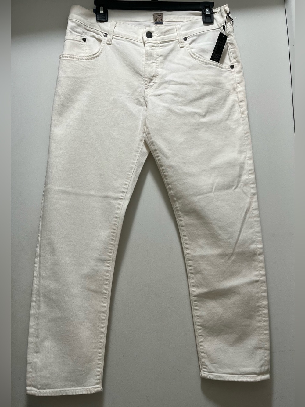 Citizens Of Humanity Lennox Cropped Lose Fit Jeans in White Size 29